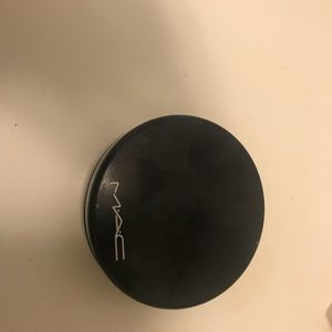 Mac bronzer